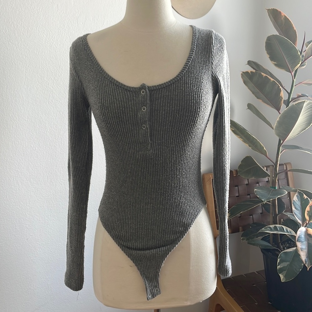 Forever 21 grey bodysuit